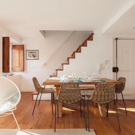 Flh Bairro Alto Loft With Sunny Terrace Lissabon